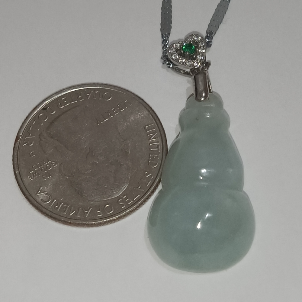 New type a natural lucky jade pendant necklace